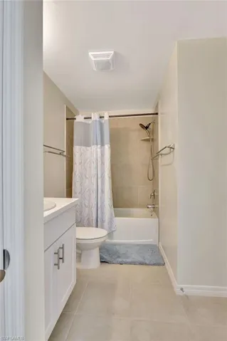 15489 Wildflower Cir, Naples, Florida 34119