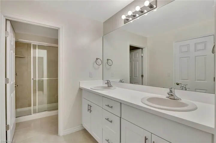 15489 Wildflower Cir, Naples, Florida 34119