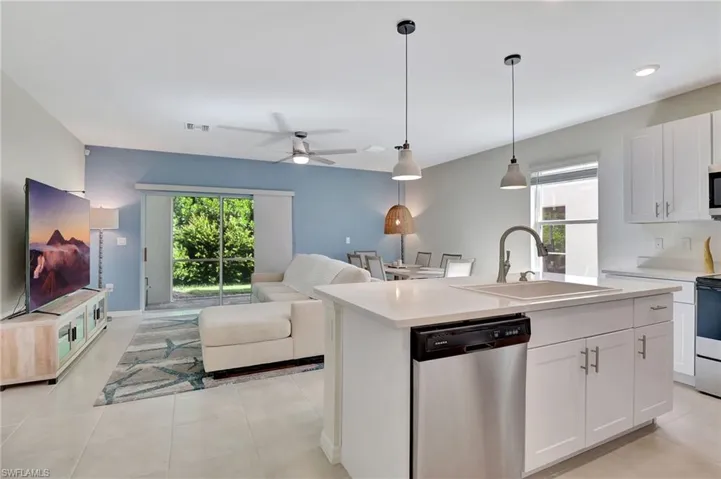 15489 Wildflower Cir, Naples, Florida 34119