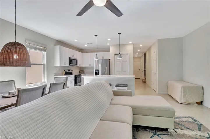 15489 Wildflower Cir, Naples, Florida 34119