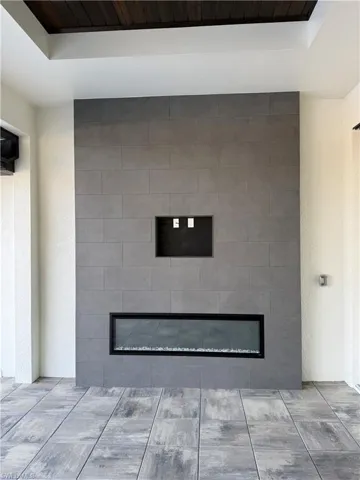 Lanai Entertainment Area