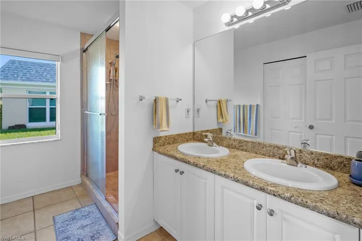 2 Greens Cir, Lehigh Acres, Florida 33936