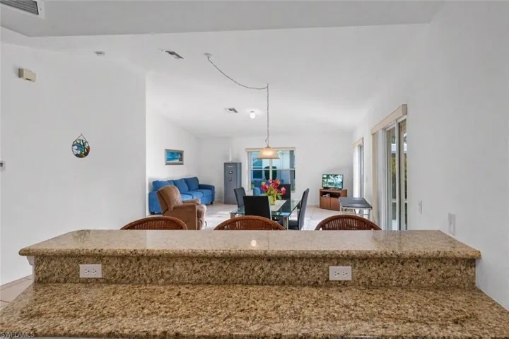 2 Greens Cir, Lehigh Acres, Florida 33936