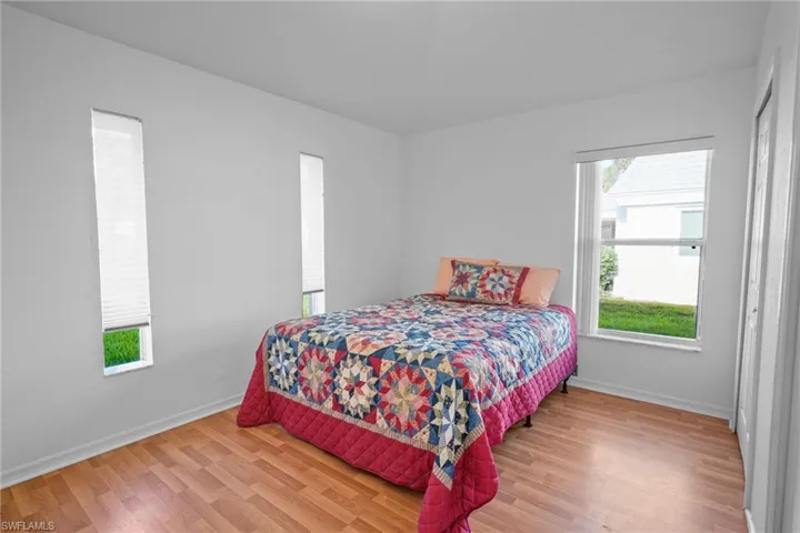 2 Greens Cir, Lehigh Acres, Florida 33936