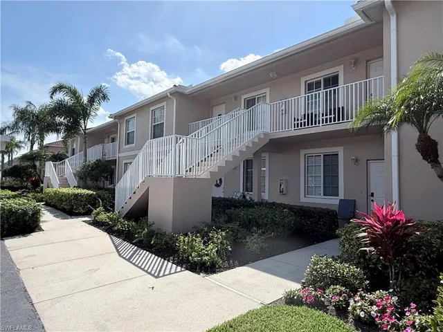 2865 Cypress Trace Cir 203, Naples, Florida 34119