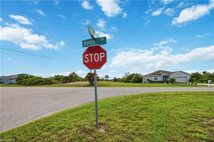 116 Antis Dr, Rotonda West, Florida 33947
