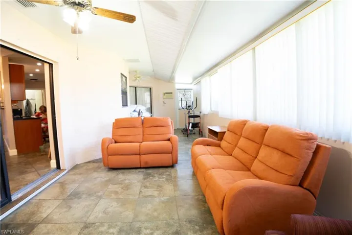 125 Sebring Cir, Lehigh Acres, Florida 33936
