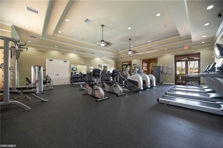 7694 Bristol Cir, Naples Fl 34120