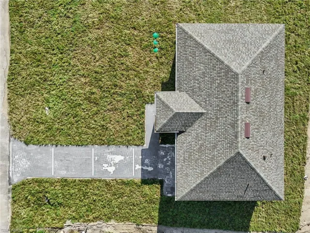 Aerial view of property and surrounding area