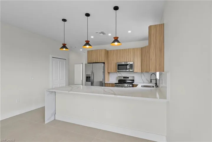 2919 Meadow Rd, Lehigh Acres, Florida 33974