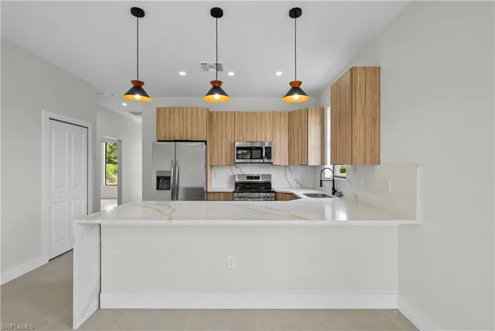 2919 Meadow Rd, Lehigh Acres, Florida 33974