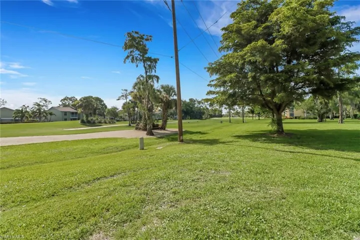 1085  forest lakes  DR, Naples, FL 34105