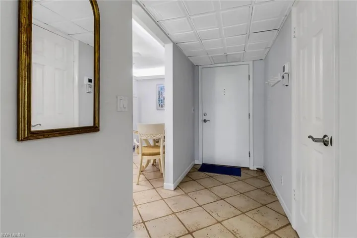 1085  forest lakes  DR, Naples, FL 34105