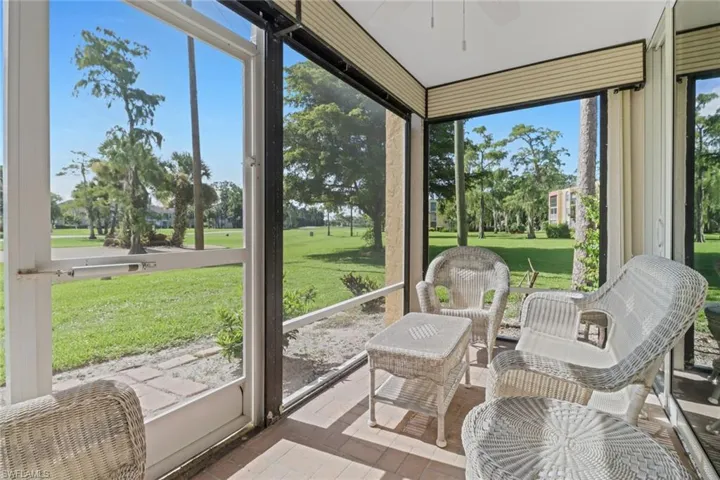 1085  forest lakes  DR, Naples, FL 34105