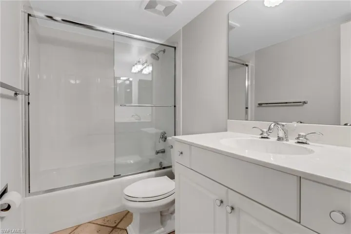 1085  forest lakes  DR, Naples, FL 34105
