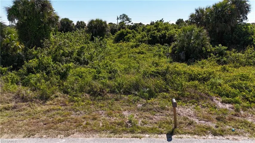 311 Lancelot Ave, Lehigh Acres Fl 33974