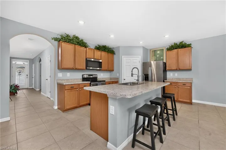 7492 Mikasa Dr, Punta Gorda, Florida 33950