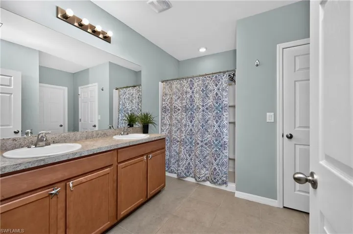 7492 Mikasa Dr, Punta Gorda, Florida 33950