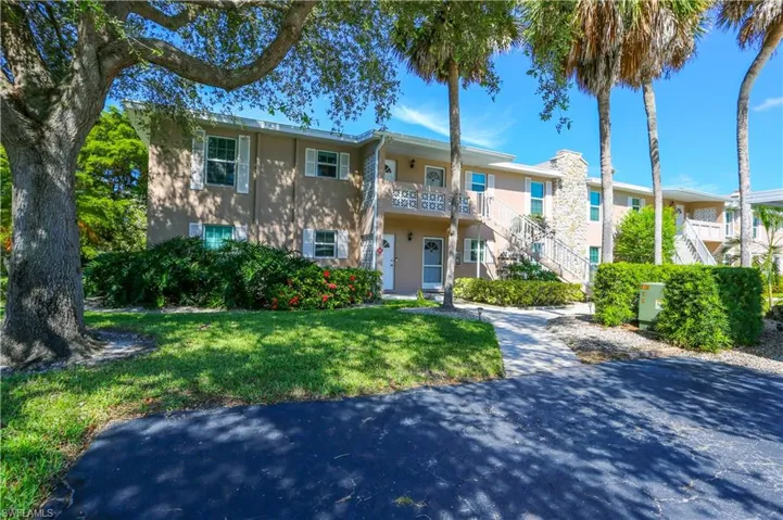 221 Cypress Way E 201, Naples, Florida 34110