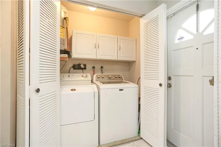 221 Cypress Way E 201, Naples, Florida 34110