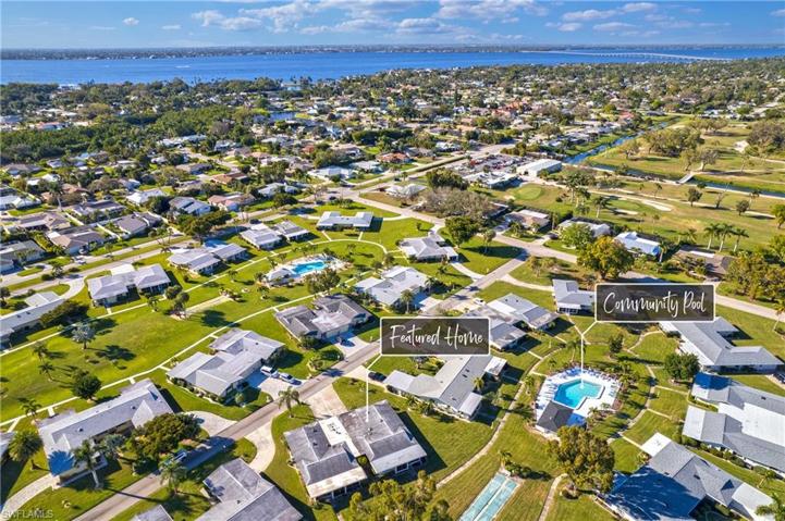 5569  Westwind  LN, Fort Myers, FL 33919