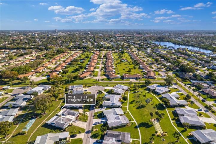 5569  Westwind  LN, Fort Myers, FL 33919