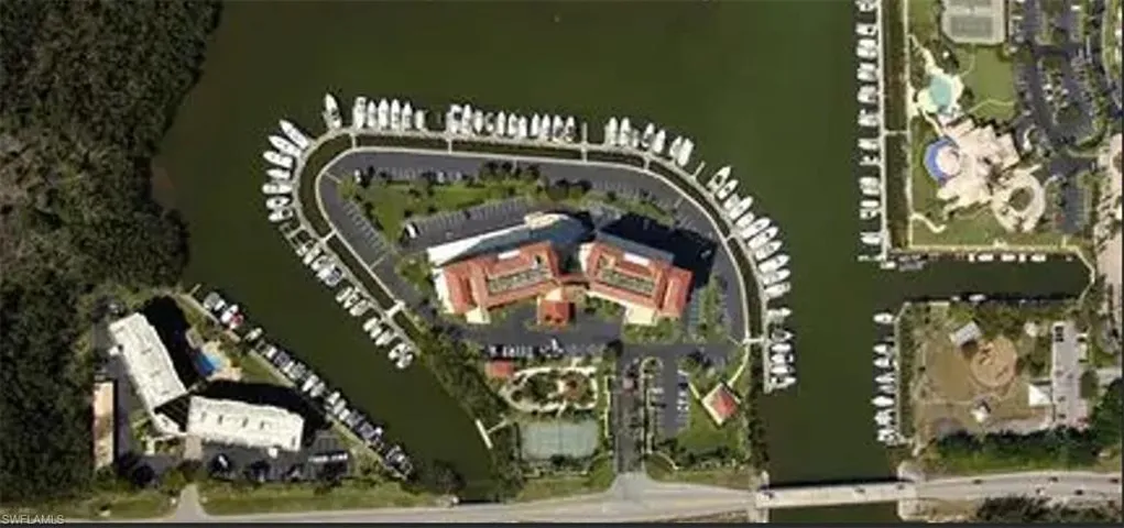 13115  Vanderbilt Dr  , Naples, FL 34110
