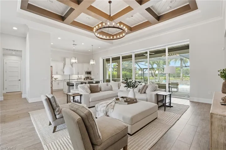 6348 Lyford Isle Dr, Naples, Florida 34113