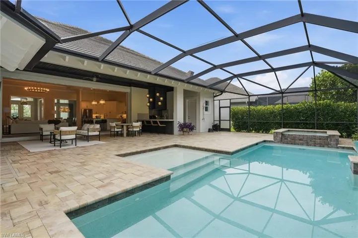 6348 Lyford Isle Dr, Naples, Florida 34113