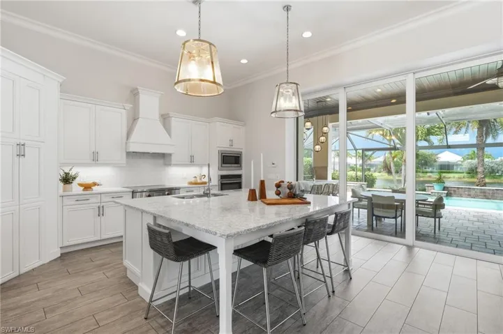 6348 Lyford Isle Dr, Naples, Florida 34113