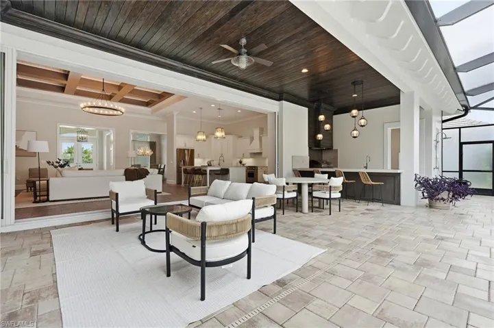 6348 Lyford Isle Dr, Naples, Florida 34113
