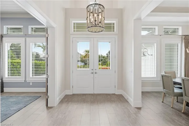 6348 Lyford Isle Dr, Naples, Florida 34113