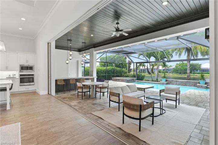 6348 Lyford Isle Dr, Naples, Florida 34113