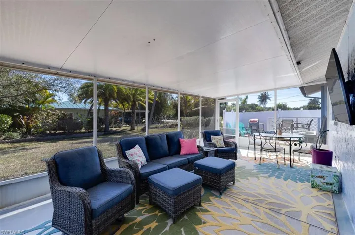 Great lanai