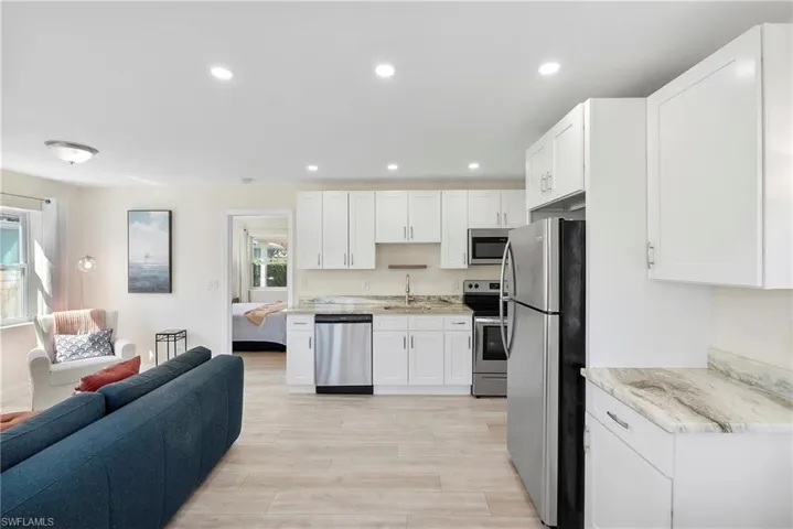 411 S E St, Lake Worth, Florida 33460