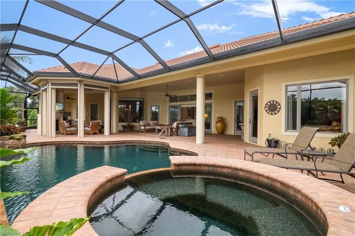 Large lanai with generous space for entertaining