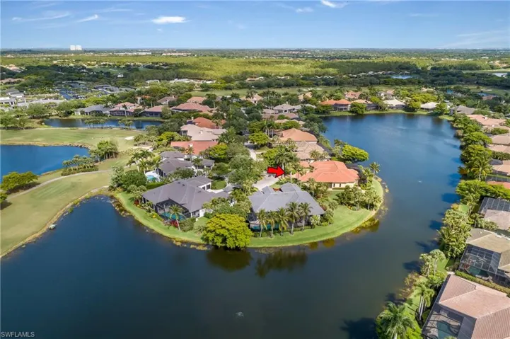 House location at end of Mossy Trail cull-de-sac. 180 degree water view. Gulf of Mexico to the west!