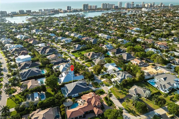 Close Proximity to Naples Beaches!
