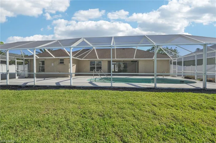 4346 Sw 18th Pl, Cape Coral, Florida 33914