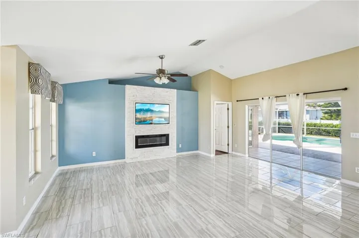 4346 Sw 18th Pl, Cape Coral, Florida 33914