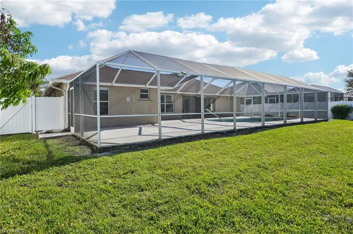 4346 Sw 18th Pl, Cape Coral, Florida 33914