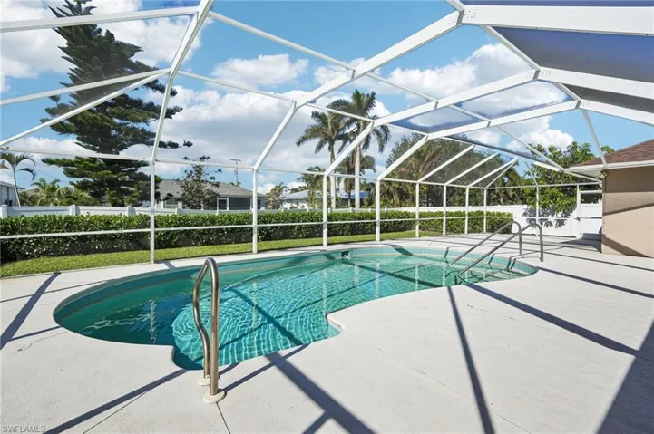 4346 Sw 18th Pl, Cape Coral, Florida 33914