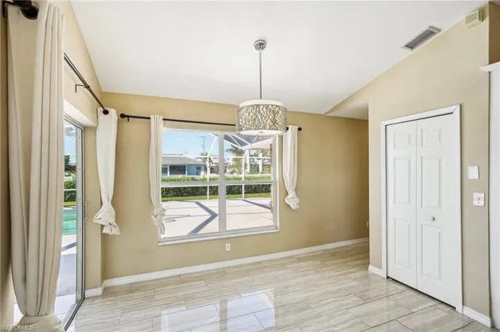 4346 Sw 18th Pl, Cape Coral, Florida 33914