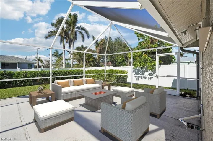 4346 Sw 18th Pl, Cape Coral, Florida 33914