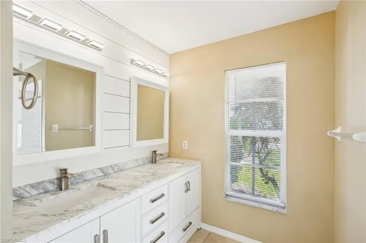 4346 Sw 18th Pl, Cape Coral, Florida 33914
