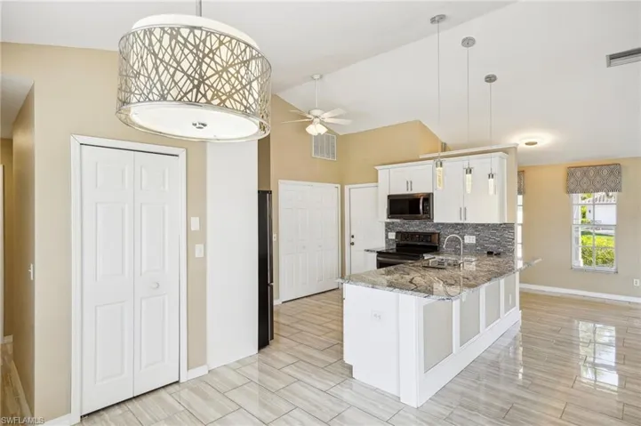 4346 Sw 18th Pl, Cape Coral, Florida 33914