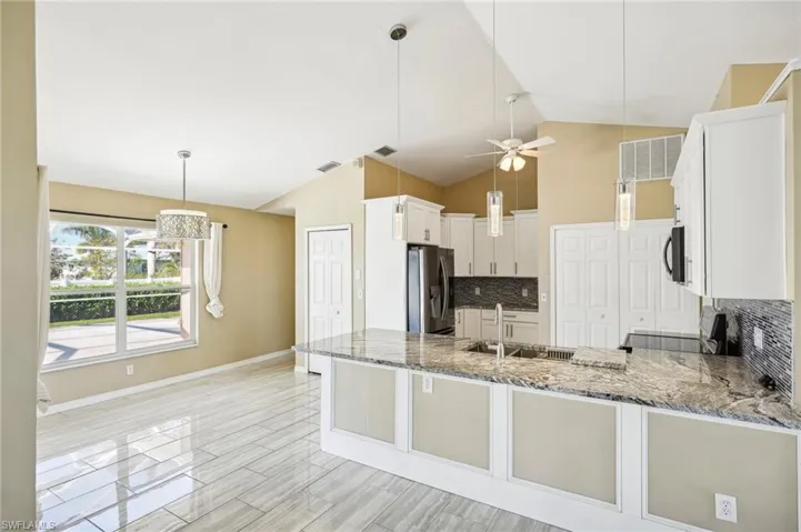 4346 Sw 18th Pl, Cape Coral, Florida 33914