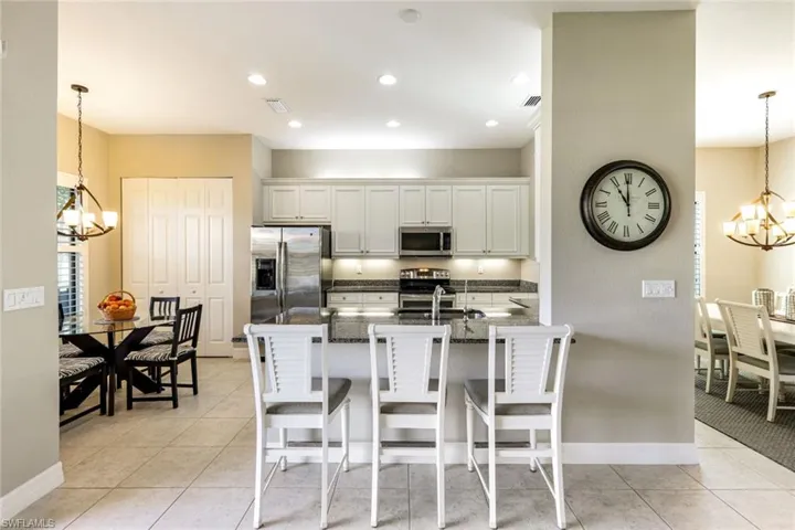 3224 Pacific Dr, Naples, Florida 34119