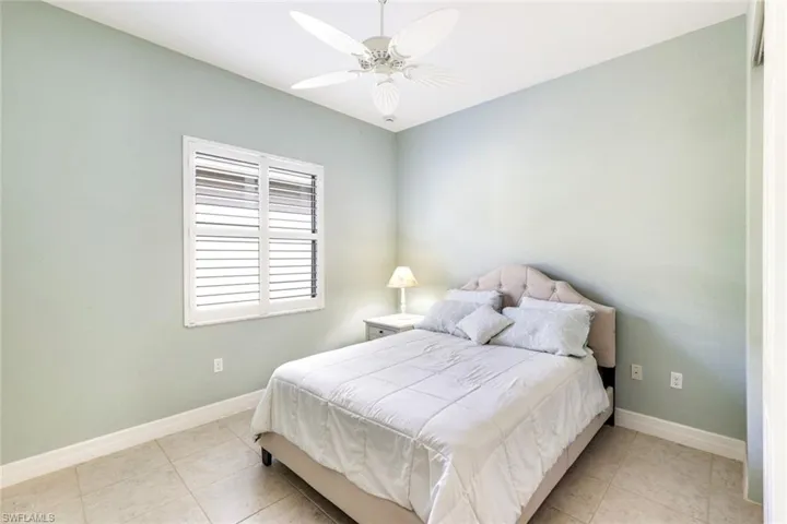 3224 Pacific Dr, Naples, Florida 34119