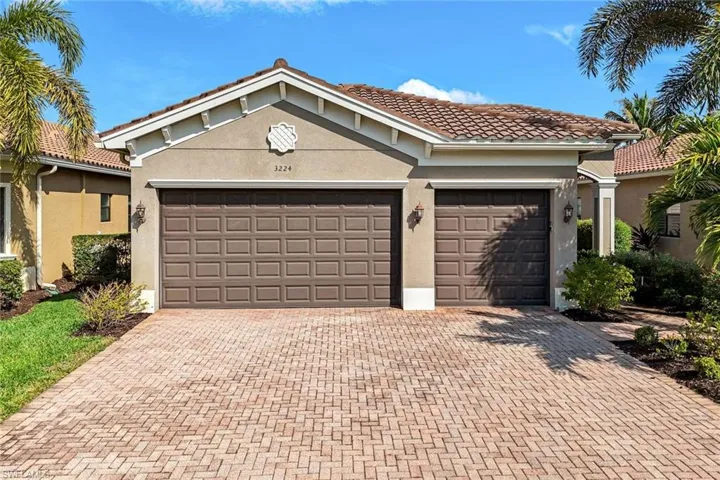 3224 Pacific Dr, Naples, Florida 34119